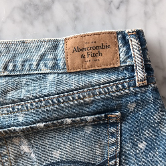 Abercrombie Jean Shorts - size 2, w26 - Picture 6 of 8